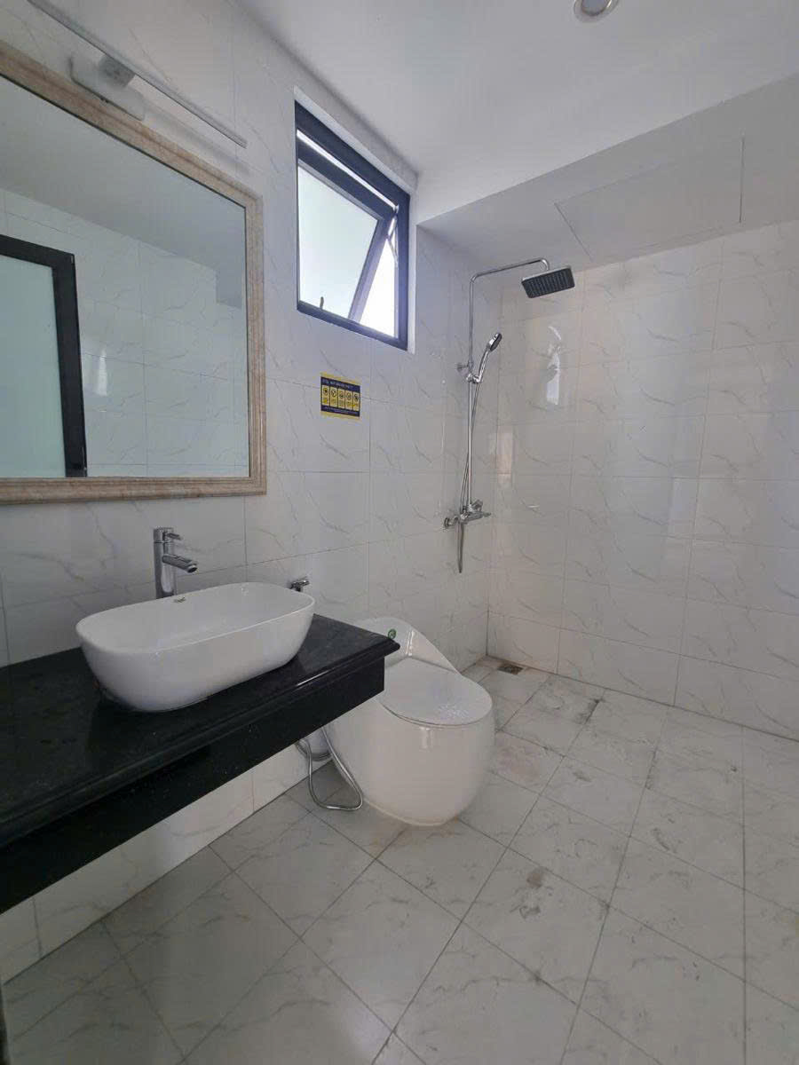 TÒA CĂN HỘ CAO CẤP LẠC LONG QUÂN - LÔ GÓC 3 MẶT NGÕ THÔNG